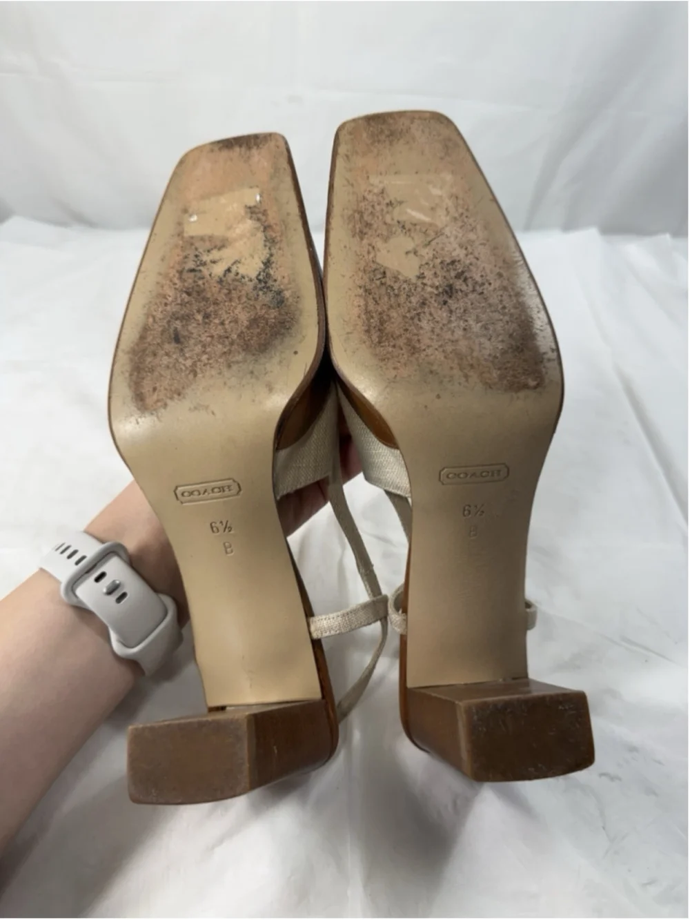 Coach Maddie neutral linen leather square toe slingback heels Sze 6.5 Italy Pump - Picture 4 of 15